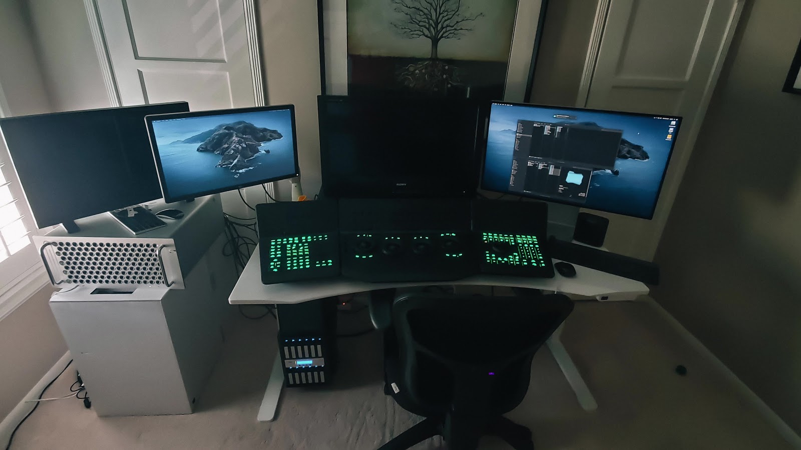 Full Baselight system set up in home office.