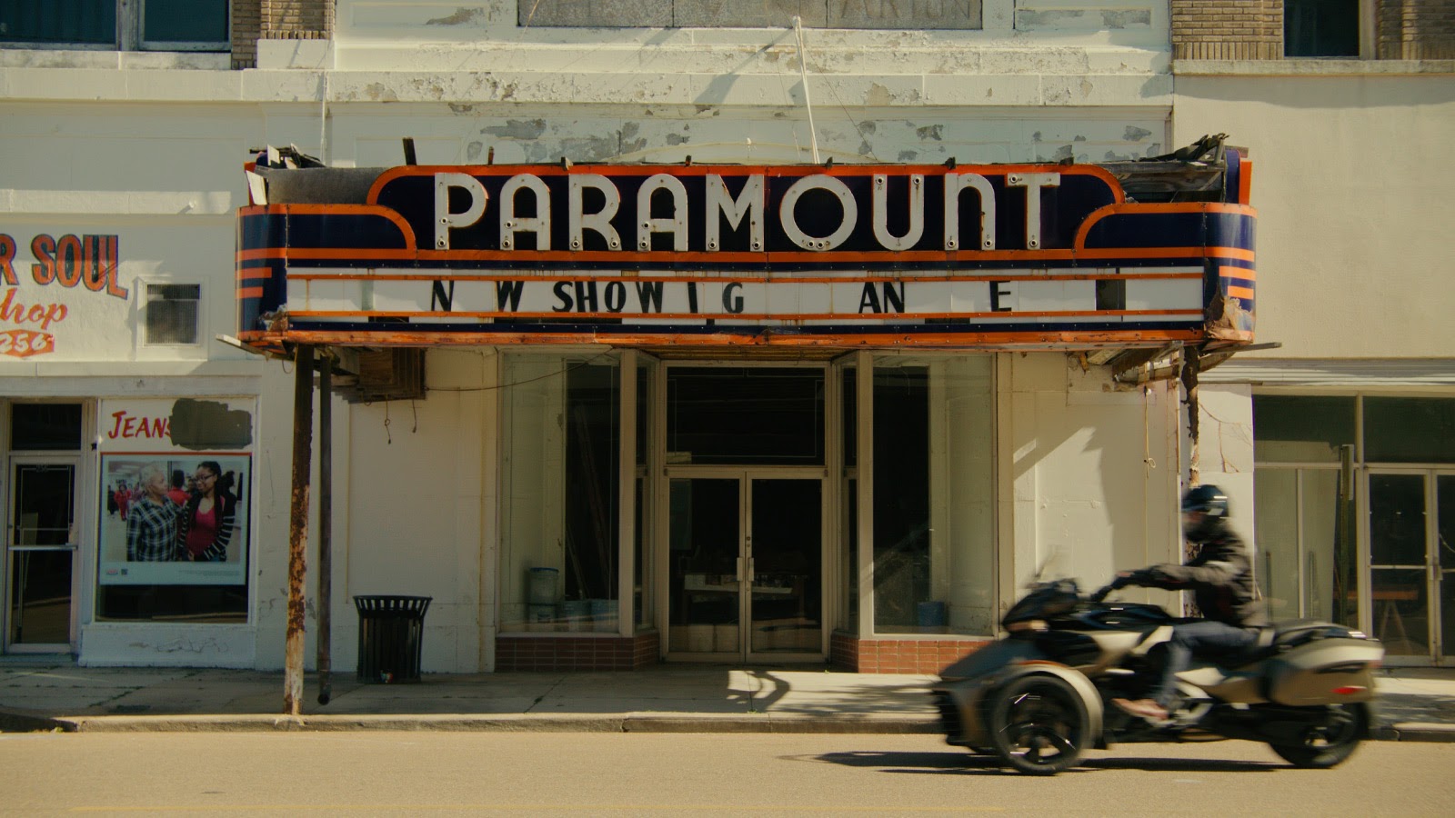 Driving past the Paramount Theatre in Mississippi