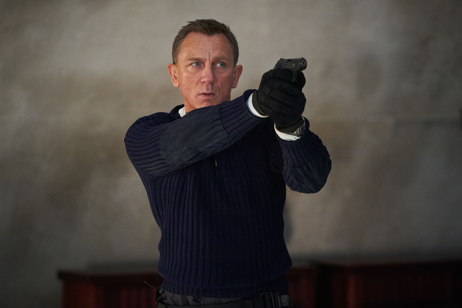 Daniel Craig points Bond’s Walther PPK for the last time in No Time to Die.