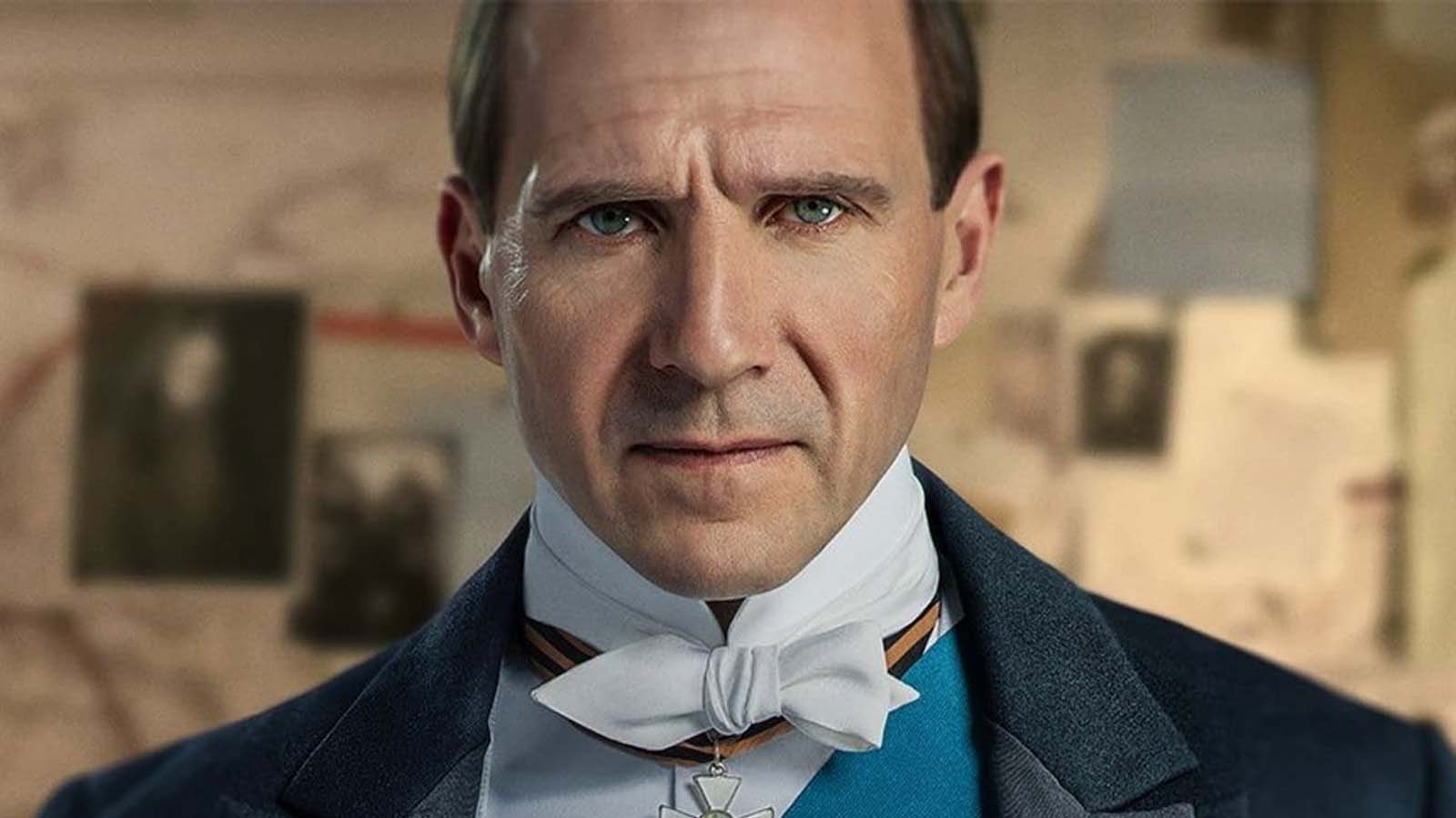 Ralph Fiennes plays the “unapologetically aristocratic” Duke of Oxford. Image © 20th Century Studios