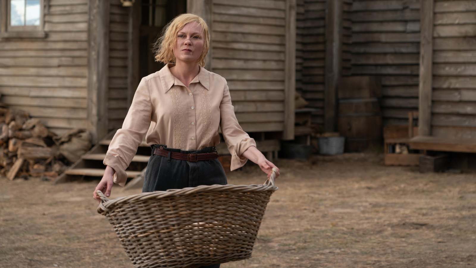 Kirsten Dunst as Rose Gordon in The Power of the Dog. Image © Netflix