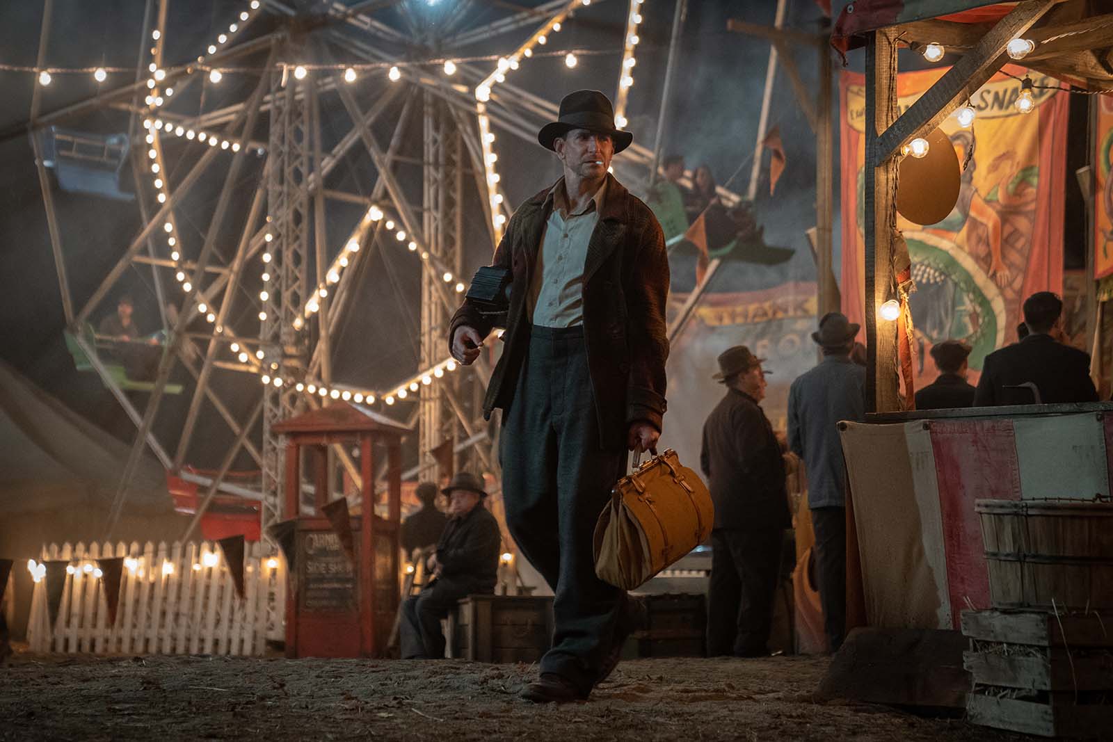 Stanton Carlisle looks for work in a traveling carnival. Image © Searchlight Pictures