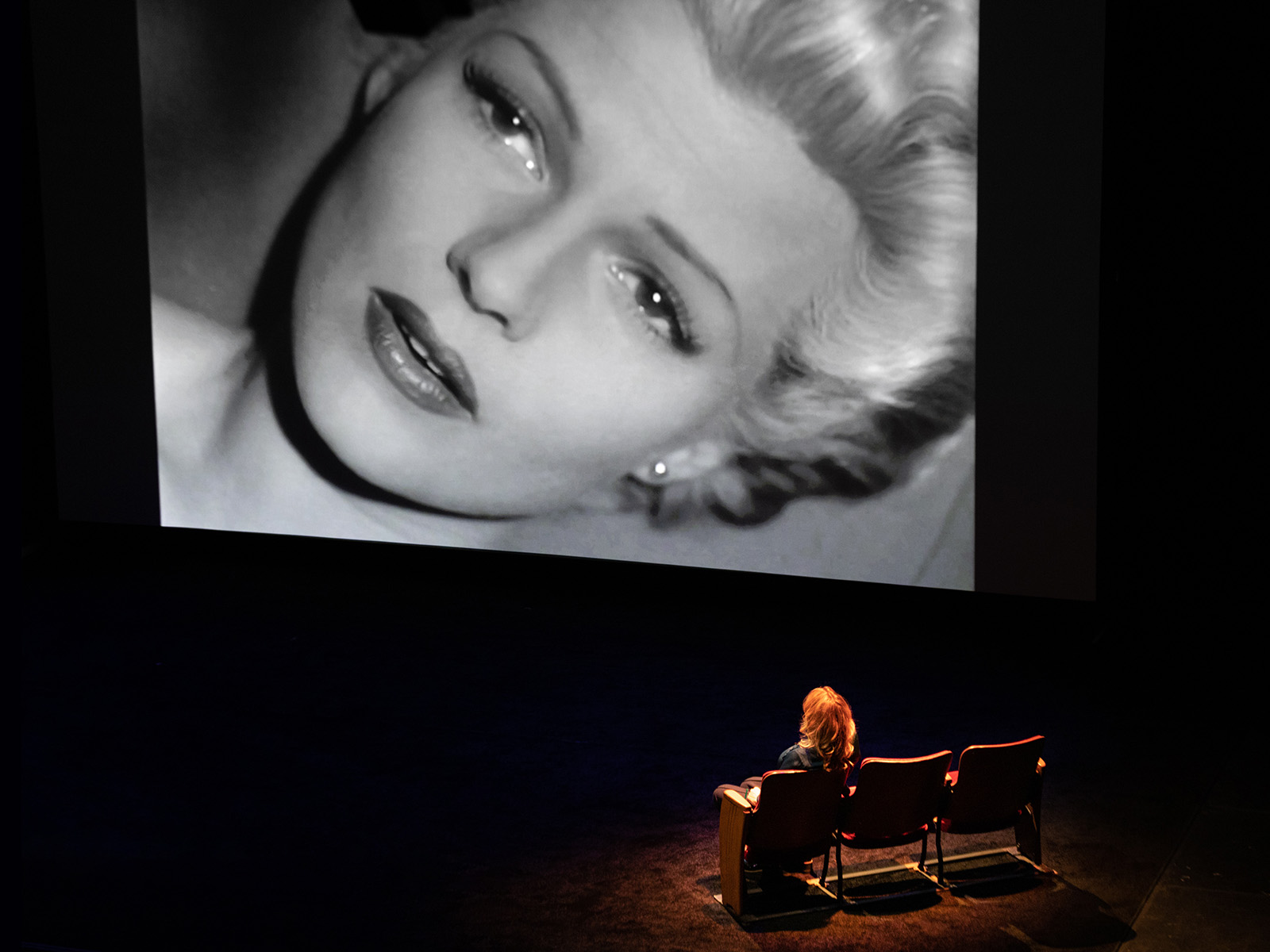 Observing gendered lighting on Rita Hayworth in The Lady from Shanghai.