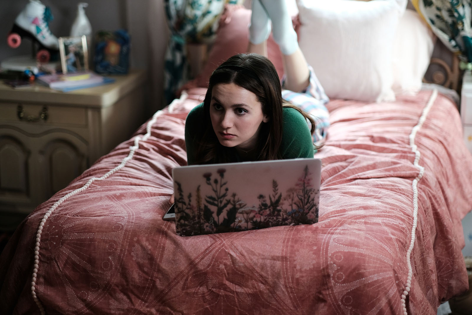 Lexi Howard (played by Maude Apatow) is either a supportive friend, or an enabler, depending on your take. Image © HBO