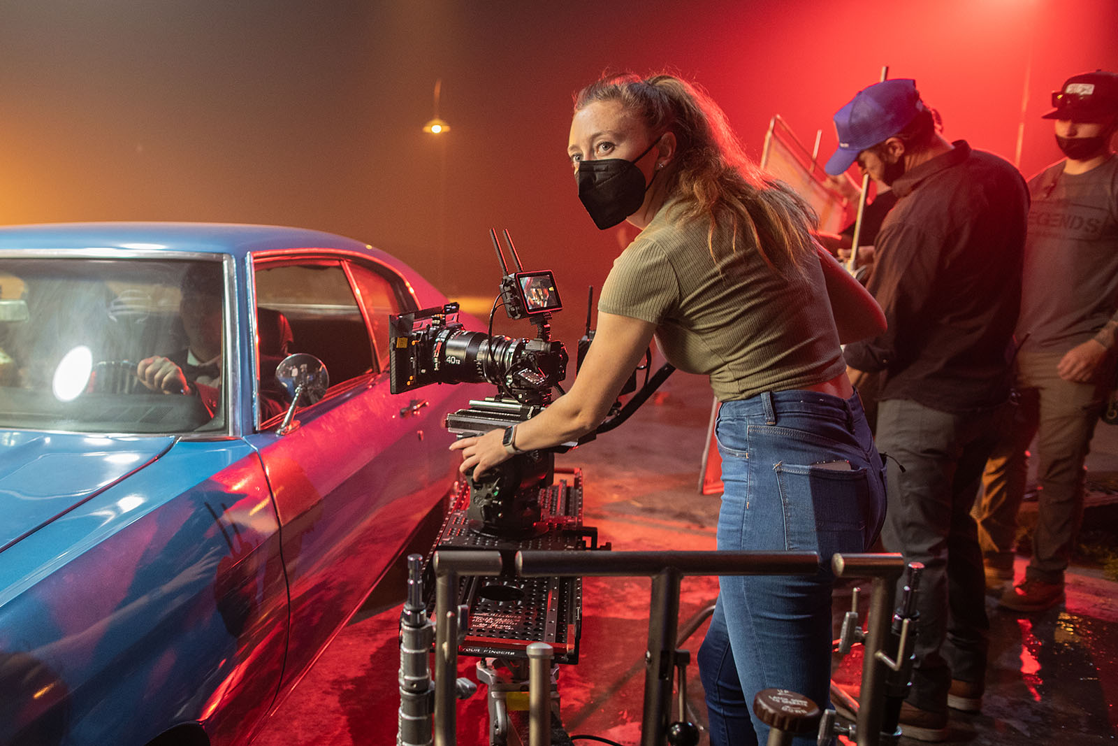 Frame.io cinematographer Alissa Rooney using an Atomos Ninja V with Atomos Connect on a Sony A7 IV.