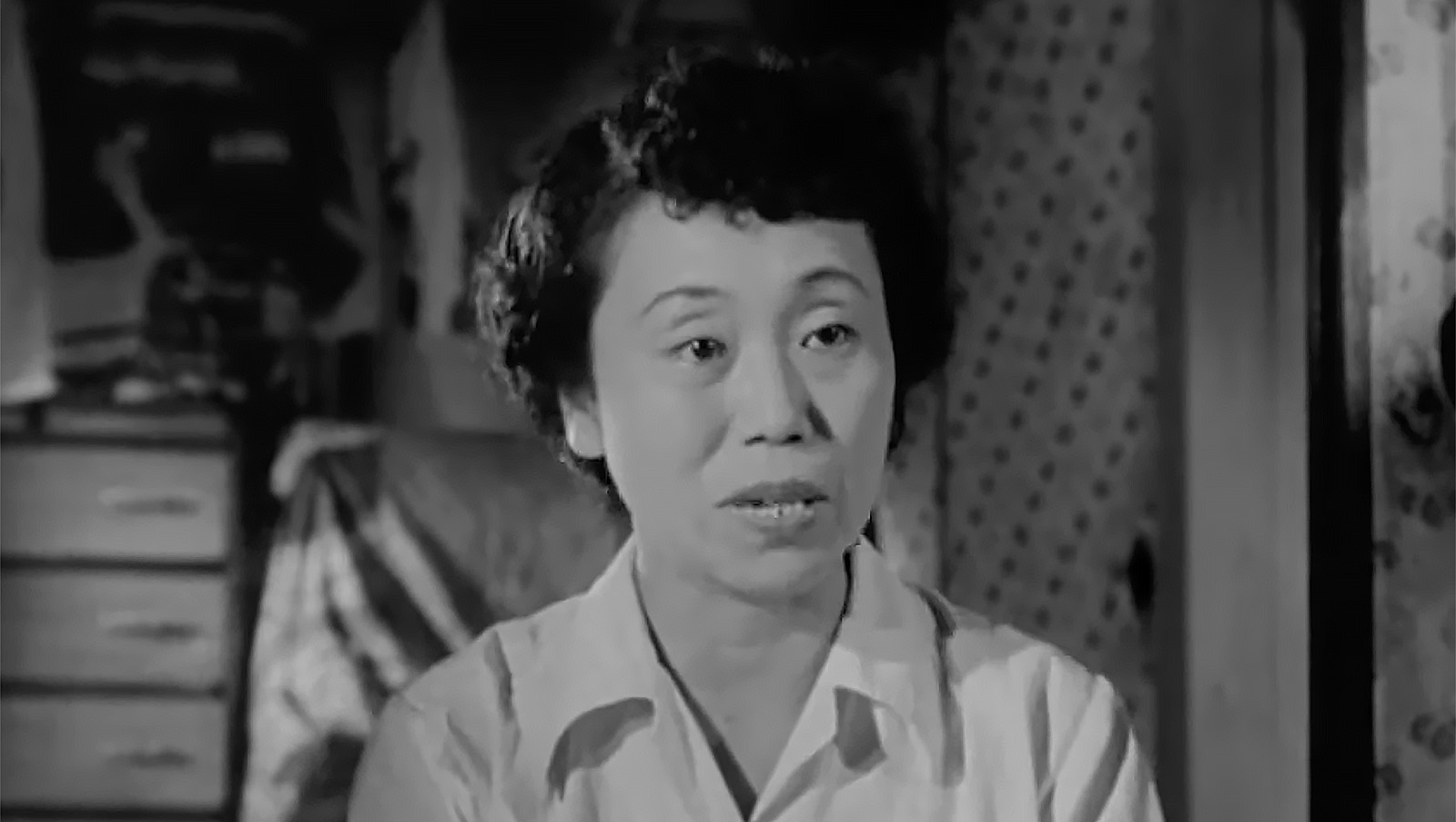 Crossing the line, Oza often framed his actors head-on in Tokyo Story.