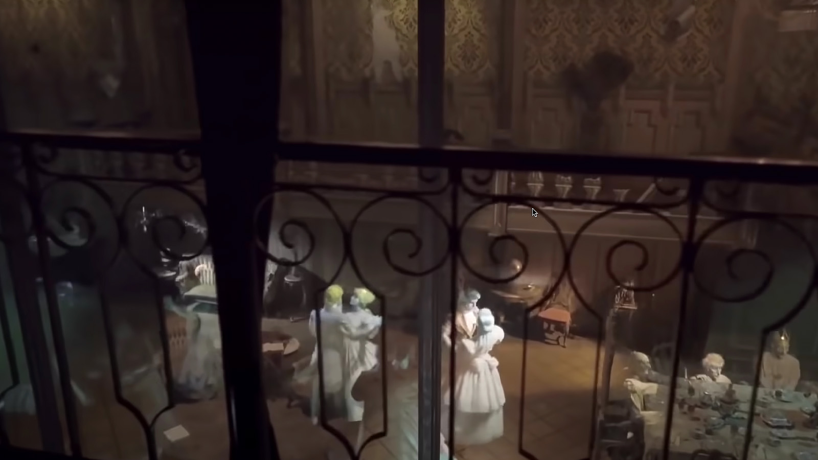 Disneyland Haunted Mansion ghosts
