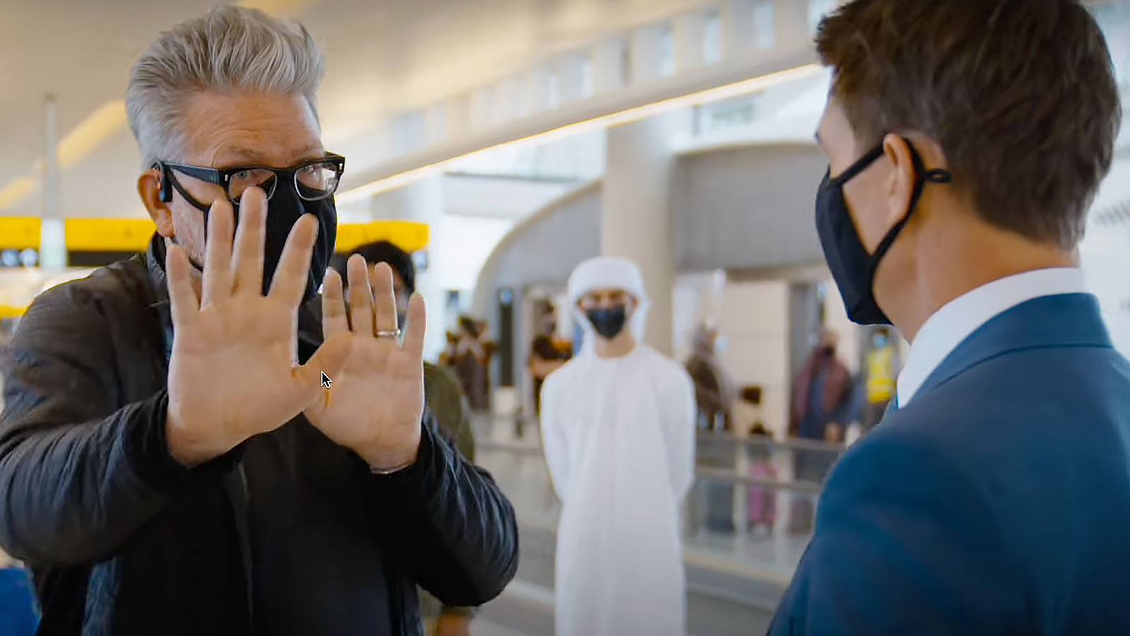 Chris McQuarrie directs Tom Cruise in the Abu Dhabi Airport scene of Dead Reckoning Part One.