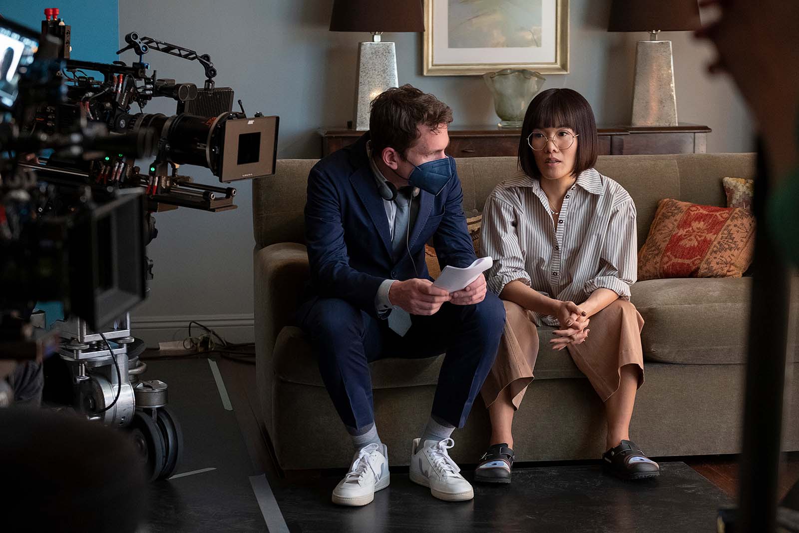 Beef director Jake Schreier works the scene with Ali Wong (Amy). Image © Netflix
