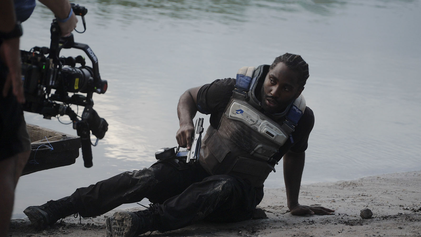 Edwards chose to stay light by shooting with a Sony FX3 on a handheld Ronin RS2 gimbal. Image © 20th Century Studios