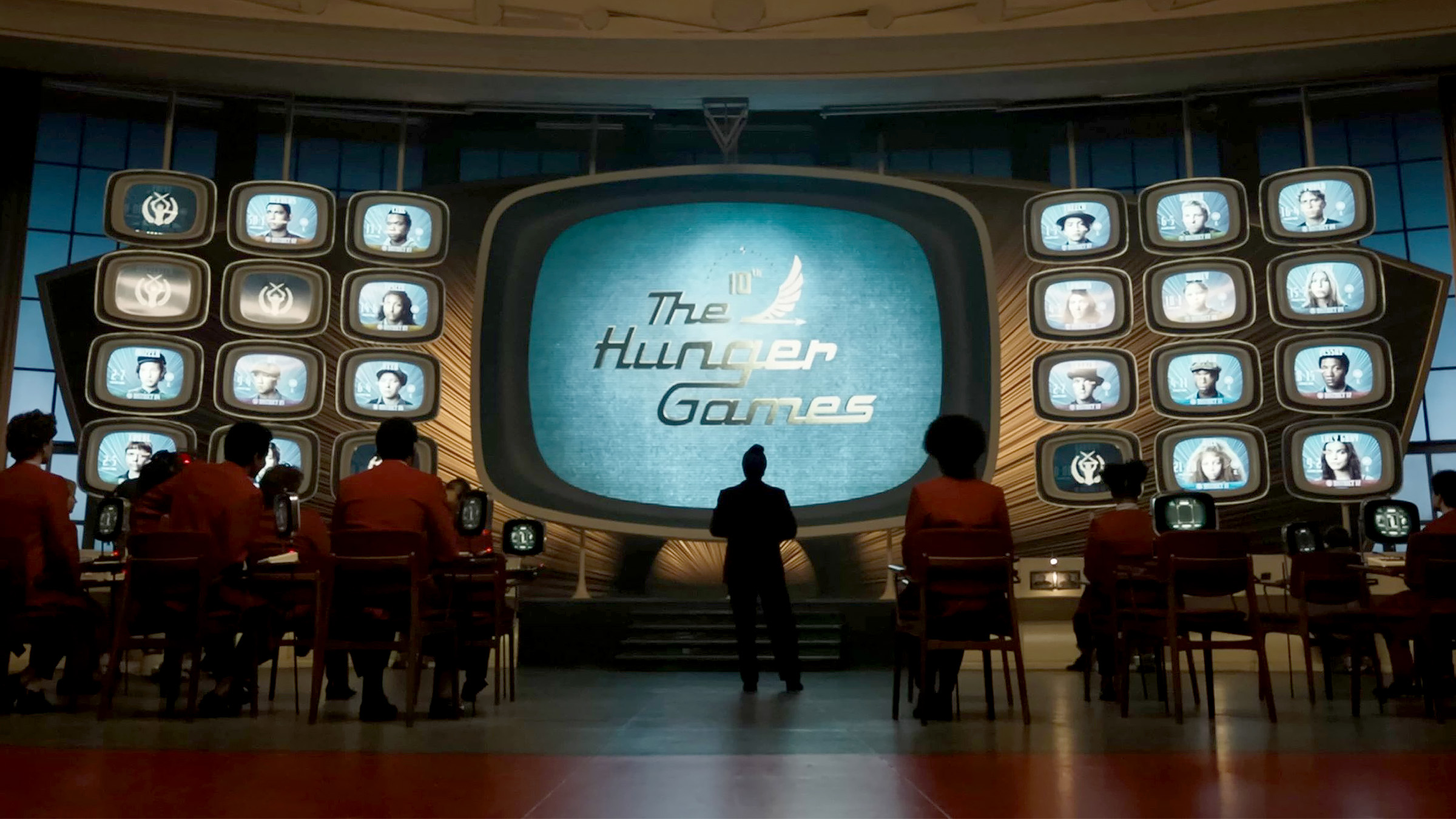 WATCH: 'Hunger Games' Prequel Trailer Gives Us a Rachel Zegler We've Never  Seen Before