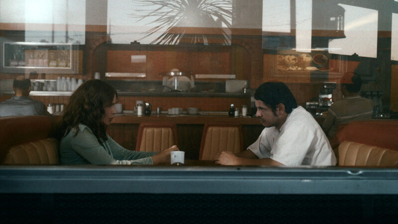 Griselda meets her first employee, Jesus “Chucho” Castro (Fredy Yate), while he is working at a diner. Image © Netflix